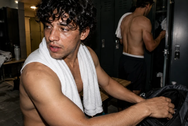 Does Skin Cycling Work? What the Evidence Supports