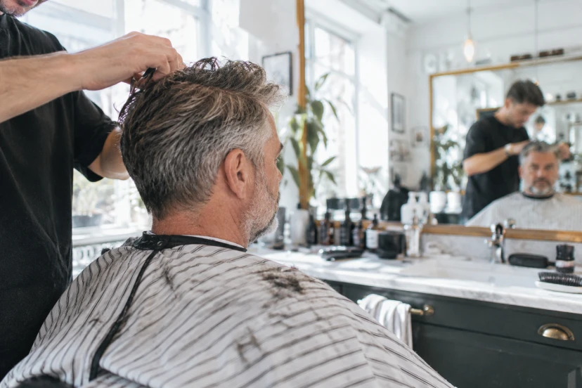 Highlights vs All-Over Color: Which Should You Choose?